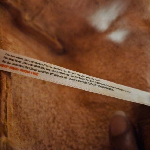 Cold Picnic 90s Funky Leather and Acrylic Wool Tote Bag - Picture 4 of 4